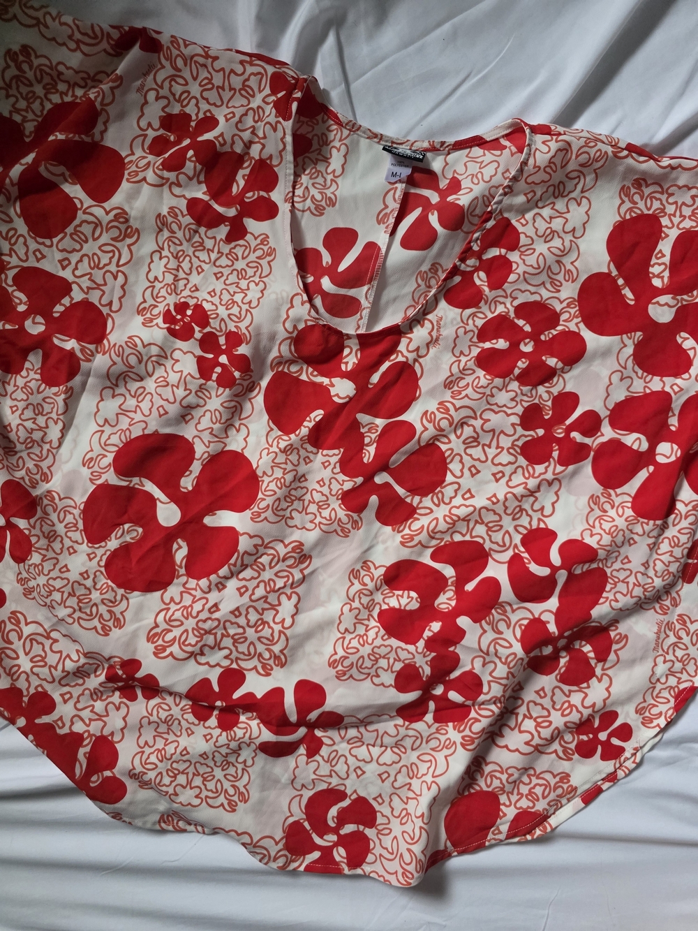 Manuhealii Blouse